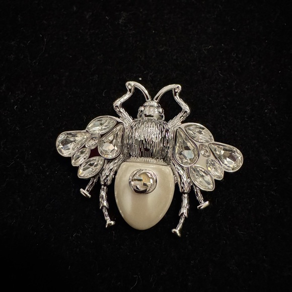 Gucci Jewelry - Gucci Marmont Crystal Elegant Silver and Cream Bee Brooch